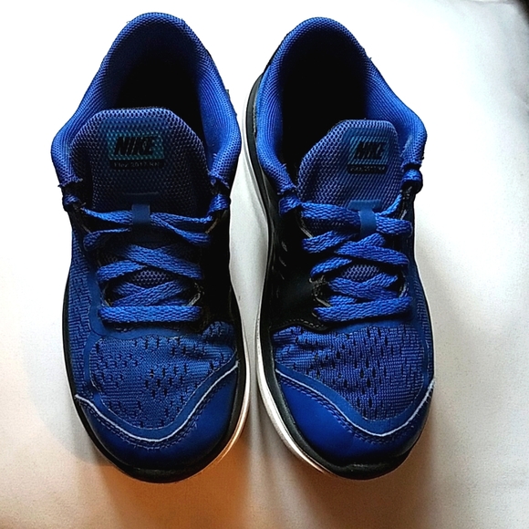 Nike Flex 2017 RN Kids Athletic Shoes size 12.5 - Picture 3 of 13